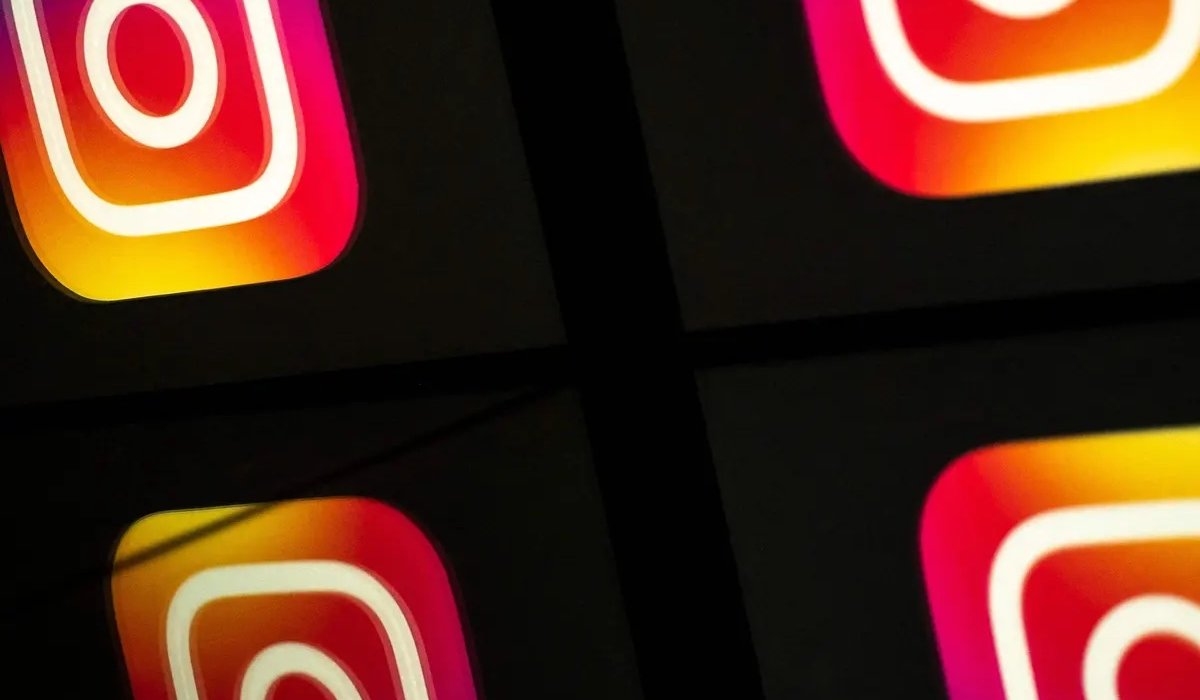 instagram tile.jpg copy